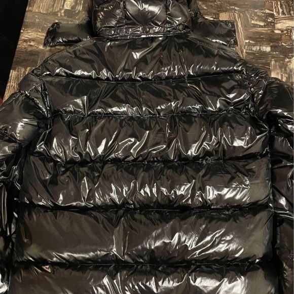 COPY - Mocker jacket puffer size medium need money so have to sell - Picture 4 of 4